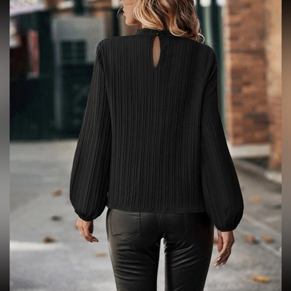 Boho mock neck keyhole back blouse - Picture 3 of 12